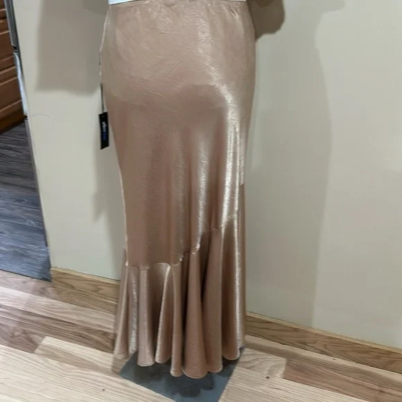 Tan Maxi Trumpet Skirt with Asymmetrical Ruffles - Picture 4 of 9